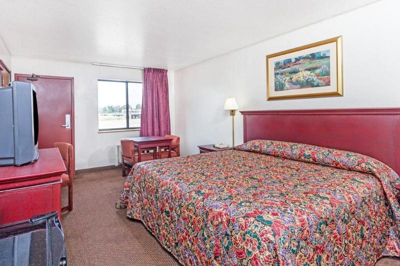 Super 8 Morristown East Downtown Hotel Екстериор снимка