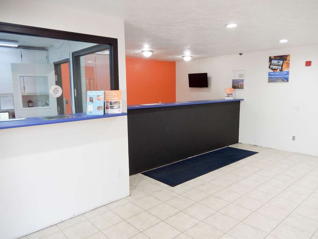 Super 8 Morristown East Downtown Hotel Интериор снимка